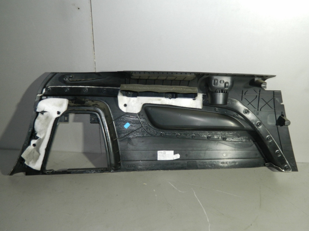 Обшивка багажника AUDI Q7 4L Зад Прав (Б/У) 35032016