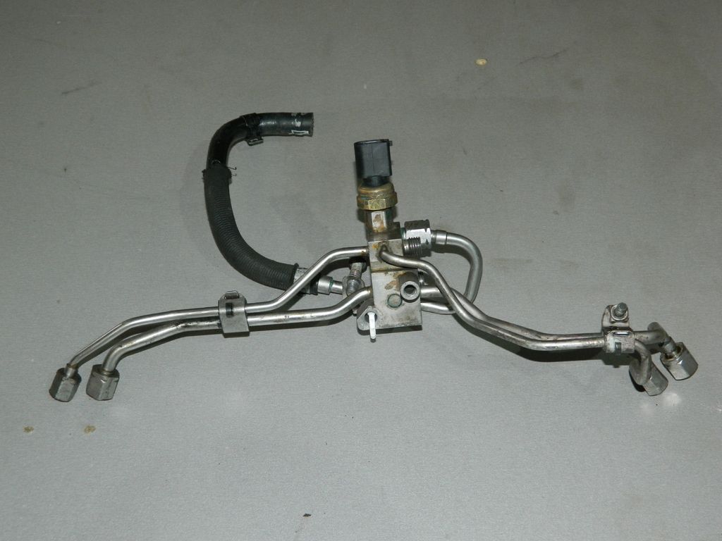 Датчик давления топлива AUDI Q7 4L BAR (Б/У)