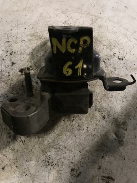 Подушка двигателя TOYOTA IST NCP61 1NZFE (Контрактный)