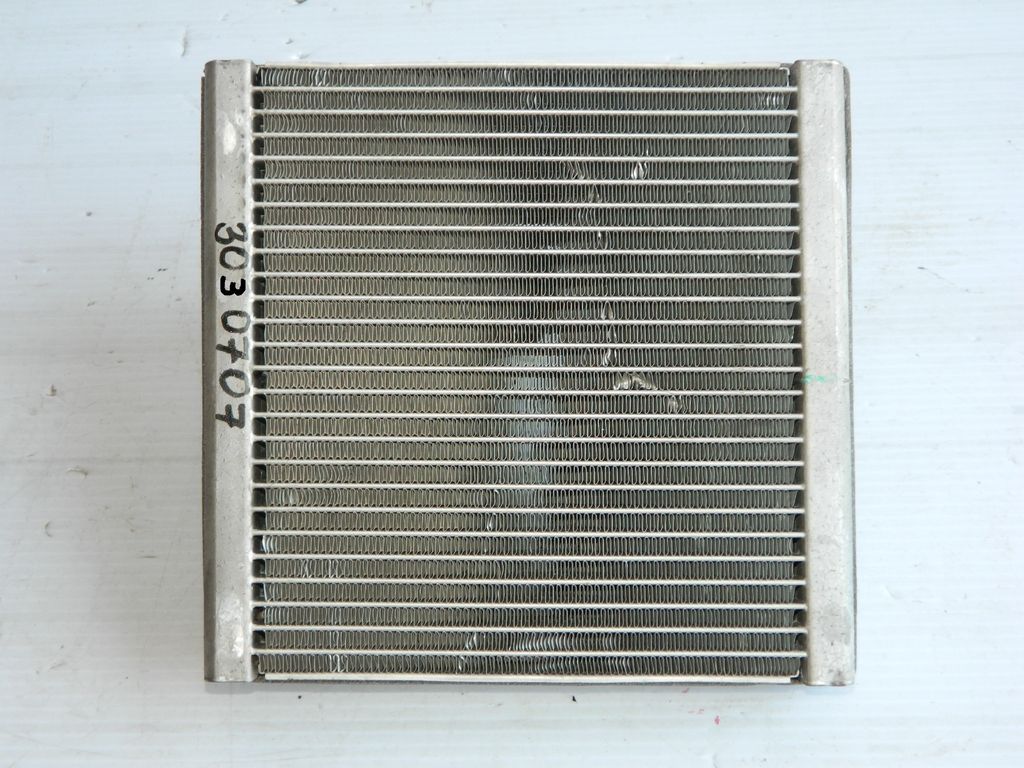Радиатор печки HYUNDAI SOLARIS HCR G4LC (Б/У) 3030707