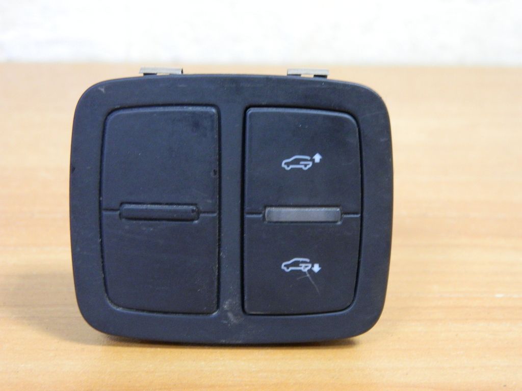Кнопка регулировки пневмоподвески AUDI Q7 4L (Б/У) 35020601