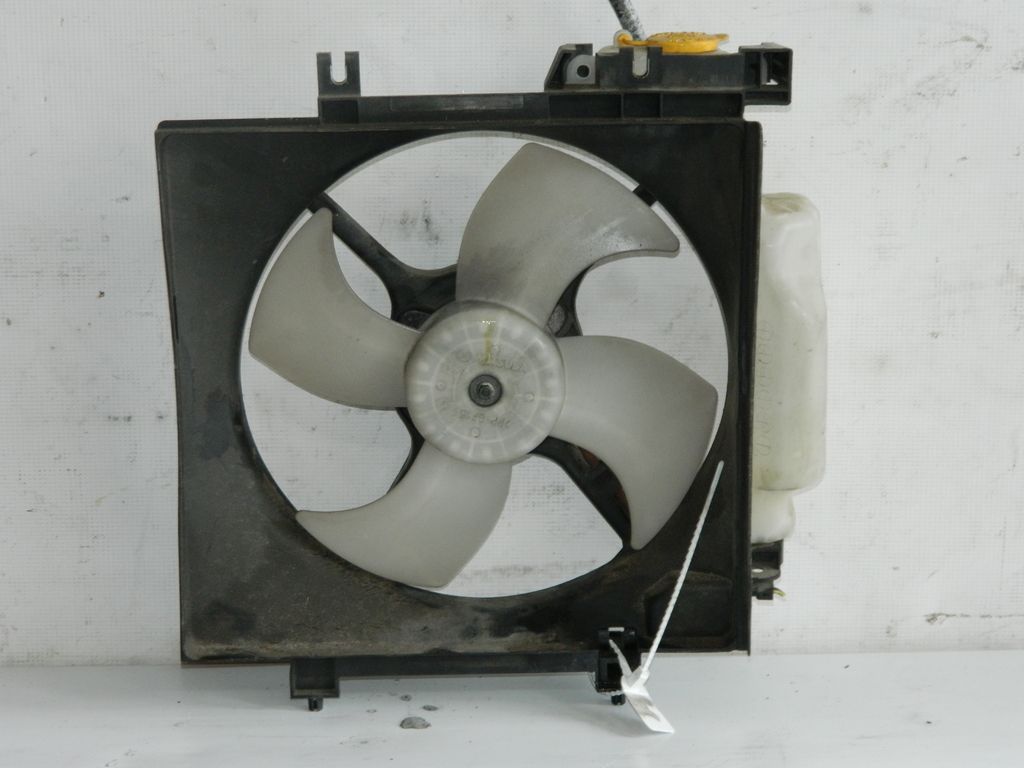Диффузор радиатора SUBARU LEGACY BR9 EJ25 (Контрактный) 45980106