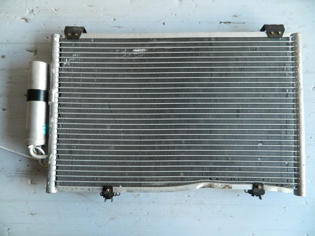Радиатор кондиционера TOYOTA VITZ SCP10 (Контрактный)