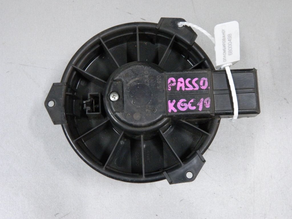 Мотор печки TOYOTA PASSO KGC10 (Контрактный) 68000498
