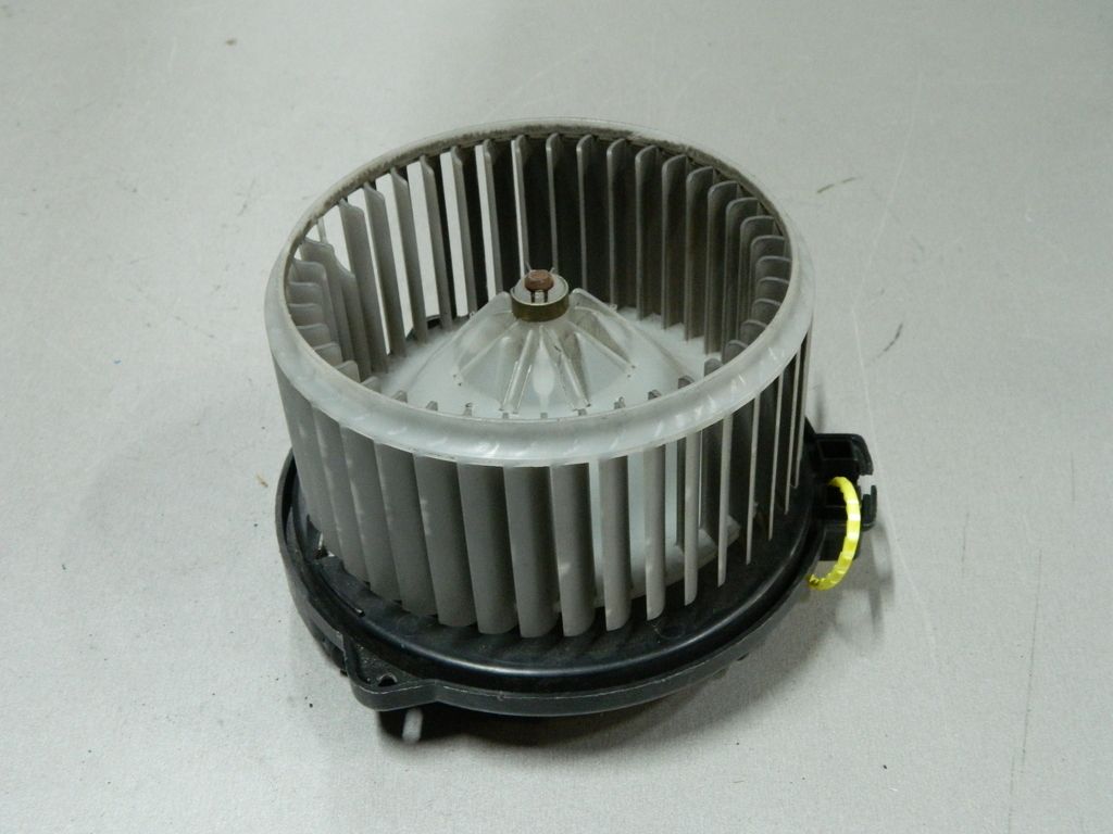 Мотор печки SUBARU LEGACY BH5 (Контрактный) 64492082