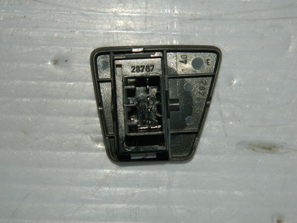 Кнопка стеклоподъемника FIAT PANDA Перед Лев (Б/У)