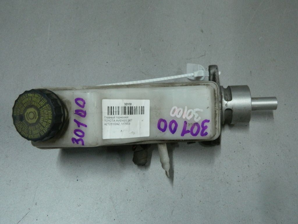 Главный тормозной цилиндр TOYOTA AVENSIS AZT251 2AZ (Контрактный) 68000218